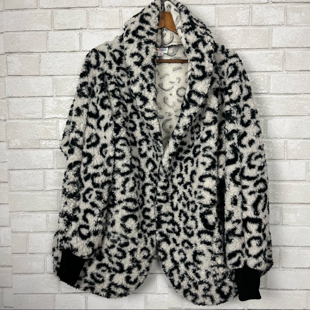 Lularoe White Black Leopard Print Cozy Draped Open Front Cardigan